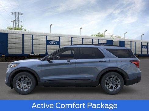 New 2026 Ford Explorer Active image 3
