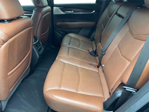 Used 2021 Cadillac XT5 Premium Luxury image 33