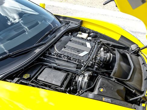 Used 2015 Chevrolet Corvette Z06 w/ 2LZ Preferred Equipment Group RWD image 56