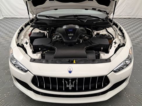 Used 2019 Maserati Ghibli S Q4 image 27