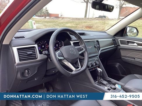 Used 2022 Volkswagen Atlas SE image 4