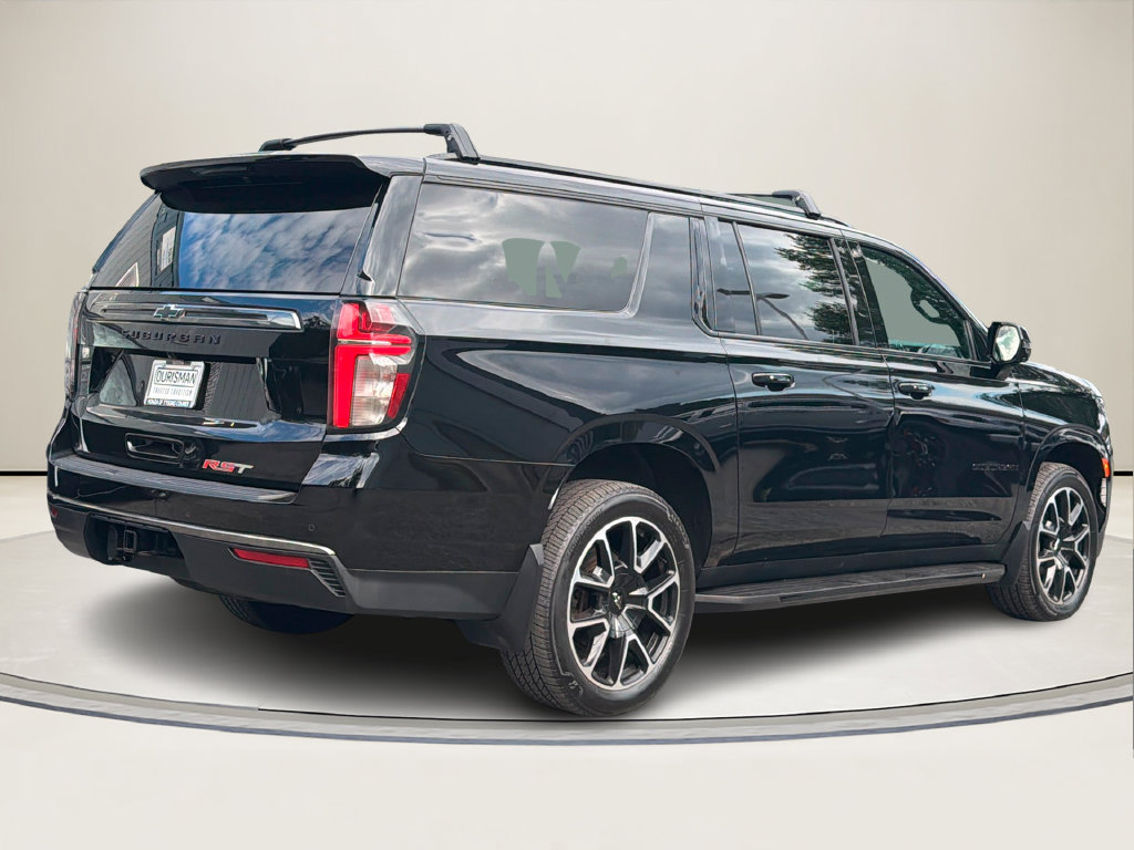 Used 2022 Chevrolet Suburban RST w/ Luxury Package AWD/4WD image 3