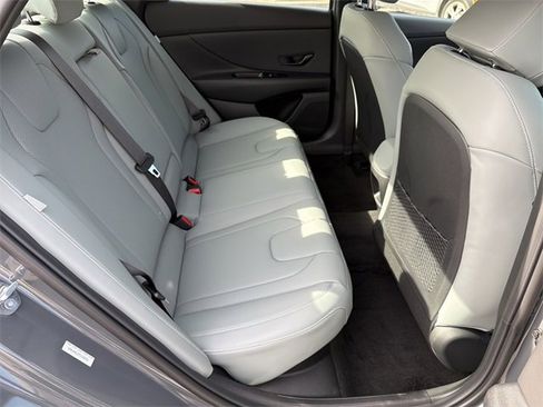 New 2026 Hyundai Elantra Limited image 15