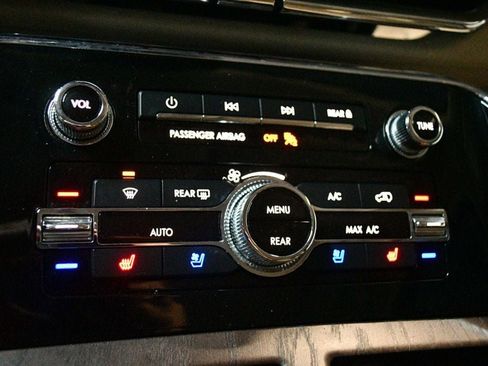 Used 2019 Lincoln Navigator L Reserve w/ Cargo Package image 63