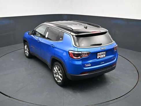 Used 2025 Jeep Compass Limited AWD/4WD image 47