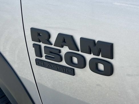Used 2022 RAM 1500 Warlock AWD/4WD image 17