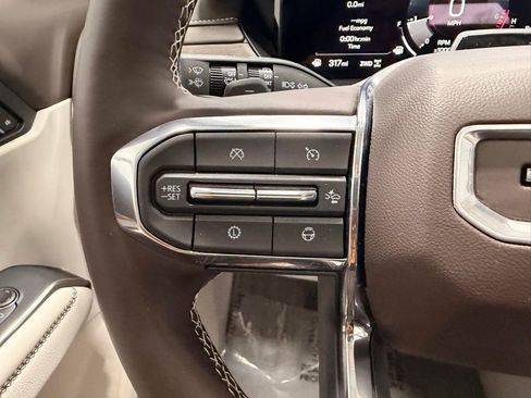 Used 2025 GMC Acadia Denali w/ Super Cruise Package image 29