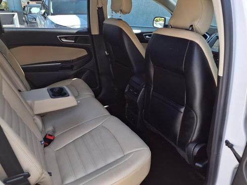 Used 2017 Ford Edge SEL w/ Equipment Group 201A FWD image 22