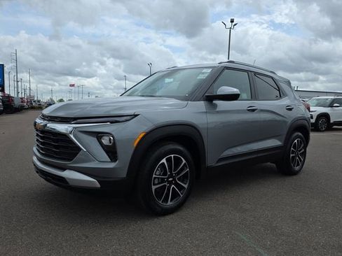 New 2026 Chevrolet TrailBlazer LT image 1