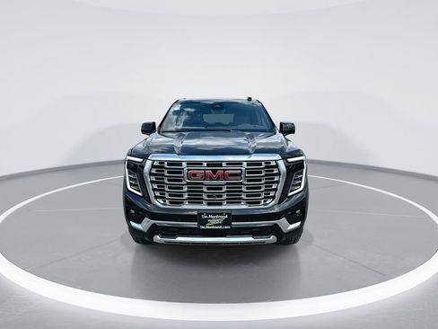 New 2026 GMC Yukon XL Denali w/ Denali Reserve Package image 3