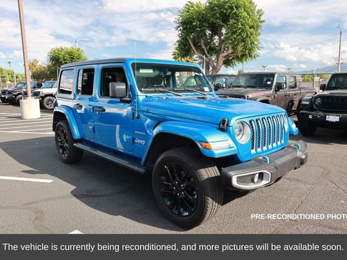 Used 2023 Jeep Wrangler Unlimited Sahara image 8