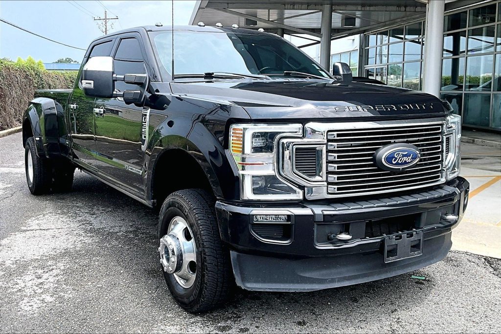 Used 2022 Ford F350 Platinum AWD/4WD image 3