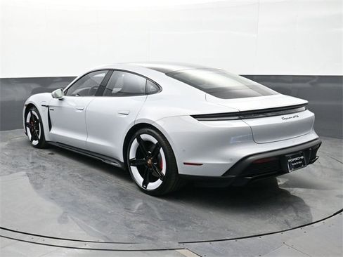 New 2025 Porsche Taycan GTS image 3