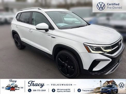 Certified 2022 Volkswagen Taos SEL AWD/4WD image 1