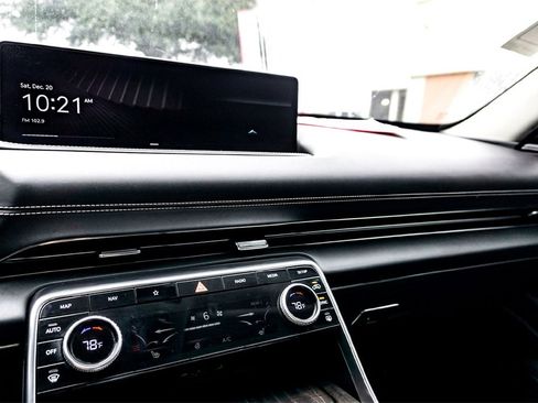 Used 2024 Genesis GV80 2.5T image 23