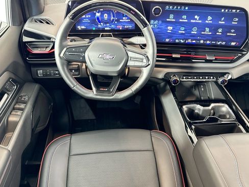 Used 2025 Chevrolet Silverado EV RST image 20