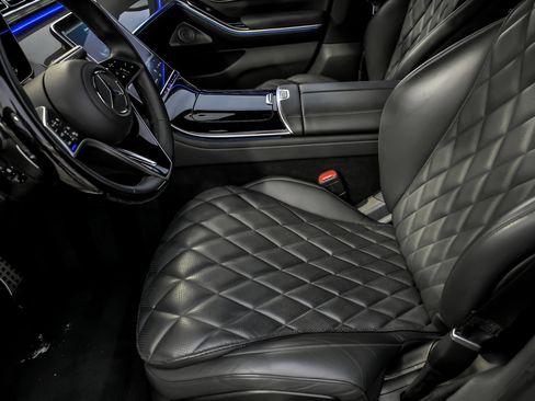 Used 2023 Mercedes-Benz S 580 4MATIC Sedan w/ AMG Line image 24