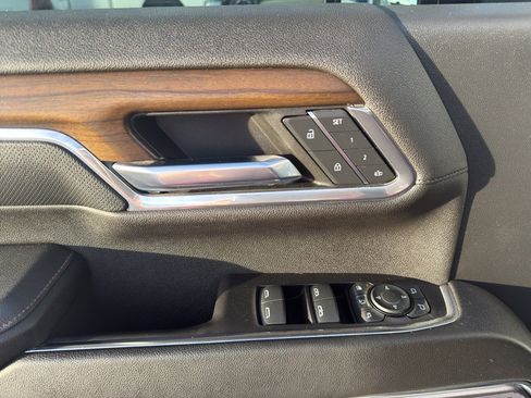 Used 2024 Chevrolet Silverado 3500 High Country w/ High Country Premium Package image 8