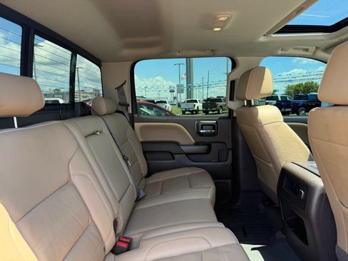Used 2018 GMC Sierra 1500 Denali w/ Denali Ultimate Package AWD/4WD image 8