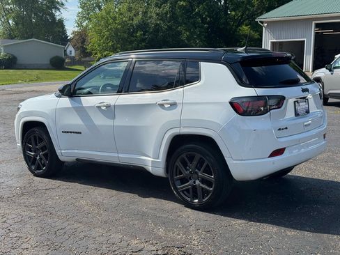 Used 2024 Jeep Compass Limited w/ High Altitude Package AWD/4WD image 7