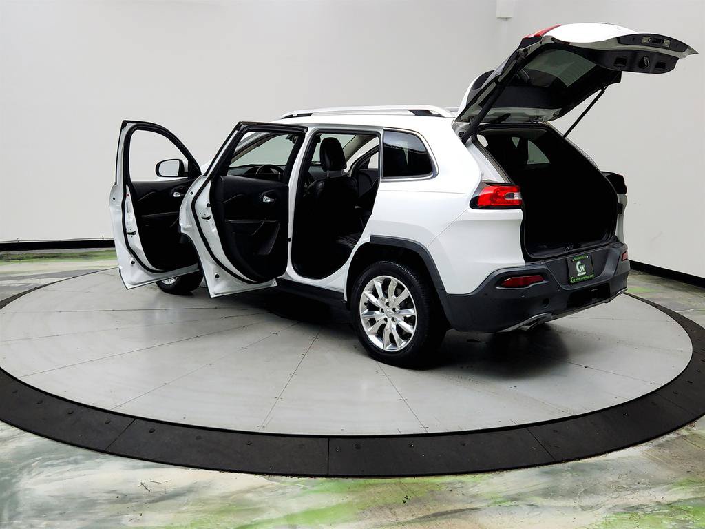 Used 2014 Jeep Cherokee Limited w/ Technology Group FWD image 12