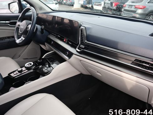 Used 2023 Kia Sportage EX image 23