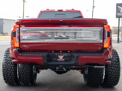 Used 2025 Ford F450 Platinum w/ Platinum Plus Package image 15