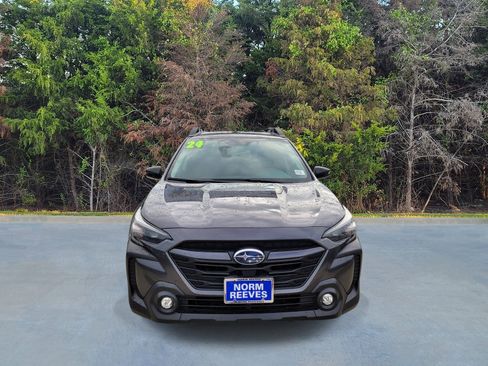 Certified 2024 Subaru Outback Premium AWD/4WD image 2