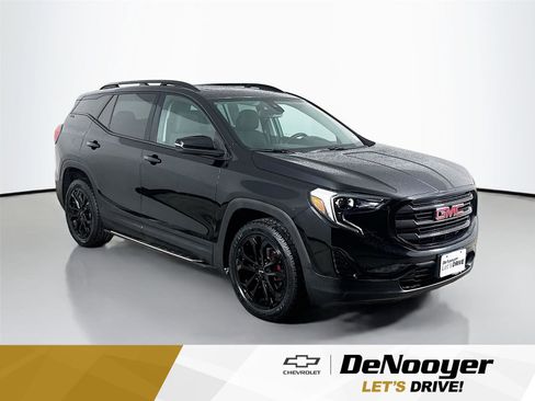Used 2021 GMC Terrain SLE w/ Driver Convenience Package image 1