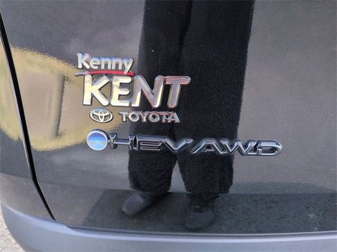 Certified 2024 Toyota Grand Highlander XLE image 12