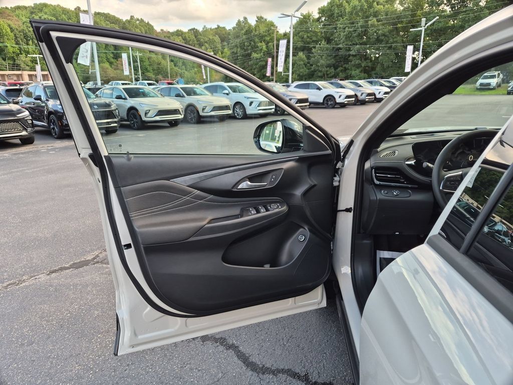 New 2026 Buick Envista Sport Touring w/ Studio Series FWD image 20