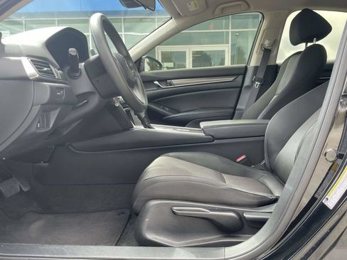 Used 2018 Honda Accord LX image 16