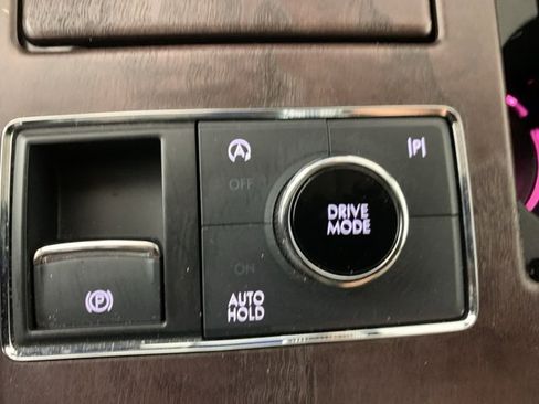 Used 2023 Lincoln Navigator Reserve image 14