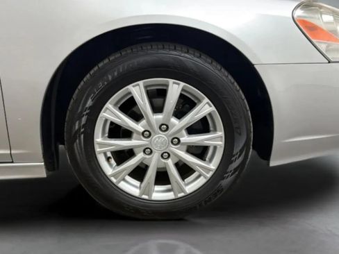 Used 2011 Buick Lucerne CX FWD image 23