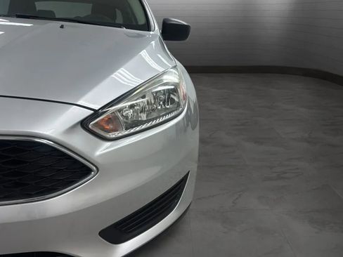 Used 2018 Ford Focus S FWD image 29