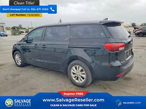 Used 2016 Kia Sedona L image 3