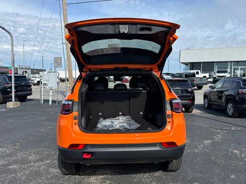New 2026 Jeep Compass Trailhawk image 18