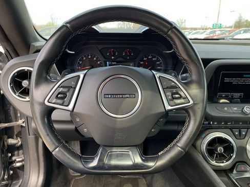 Used 2018 Chevrolet Camaro LT w/ RS Package image 13