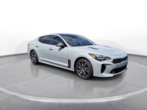 Used 2022 Kia Stinger GT-Line w/ Sun & Sound Package AWD/4WD image 2