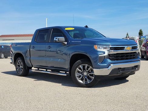 Used 2024 Chevrolet Silverado 1500 LT AWD/4WD image 1