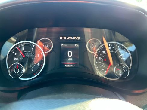 Used 2024 RAM 3500 Tradesman w/ Chrome Appearance Group AWD/4WD image 14
