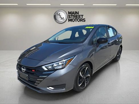 Used 2024 Nissan Versa SR w/ Trunk Package image 1