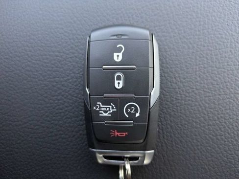 New 2026 RAM 1500 Big Horn AWD/4WD image 32