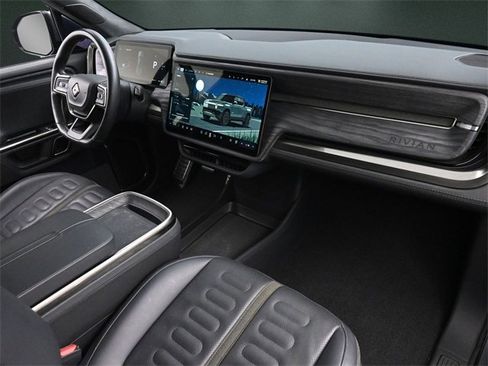 Used 2022 Rivian R1T Launch Edition image 24