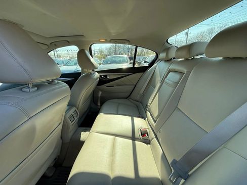 Used 2014 INFINITI Q50 2.0t w/ Moonroof Package image 41