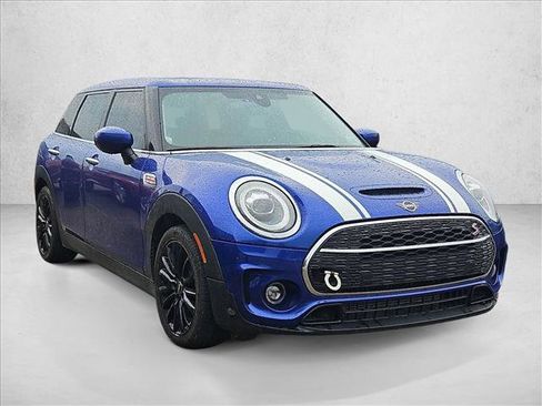 Used 2020 MINI Cooper Clubman S w/ Signature Upholstery Package image 3