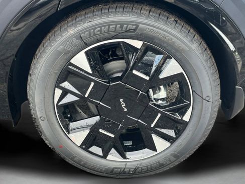 New 2026 Kia Sportage SX FWD image 12