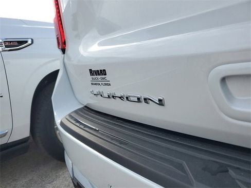 New 2026 GMC Yukon XL Denali image 8