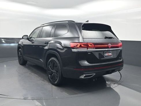 Used 2024 Volkswagen Atlas SE FWD image 3