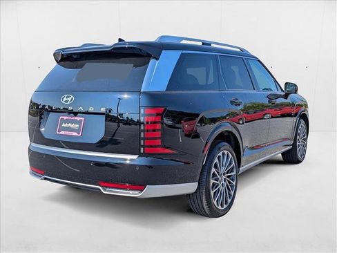 New 2026 Hyundai Palisade Calligraphy FWD image 5